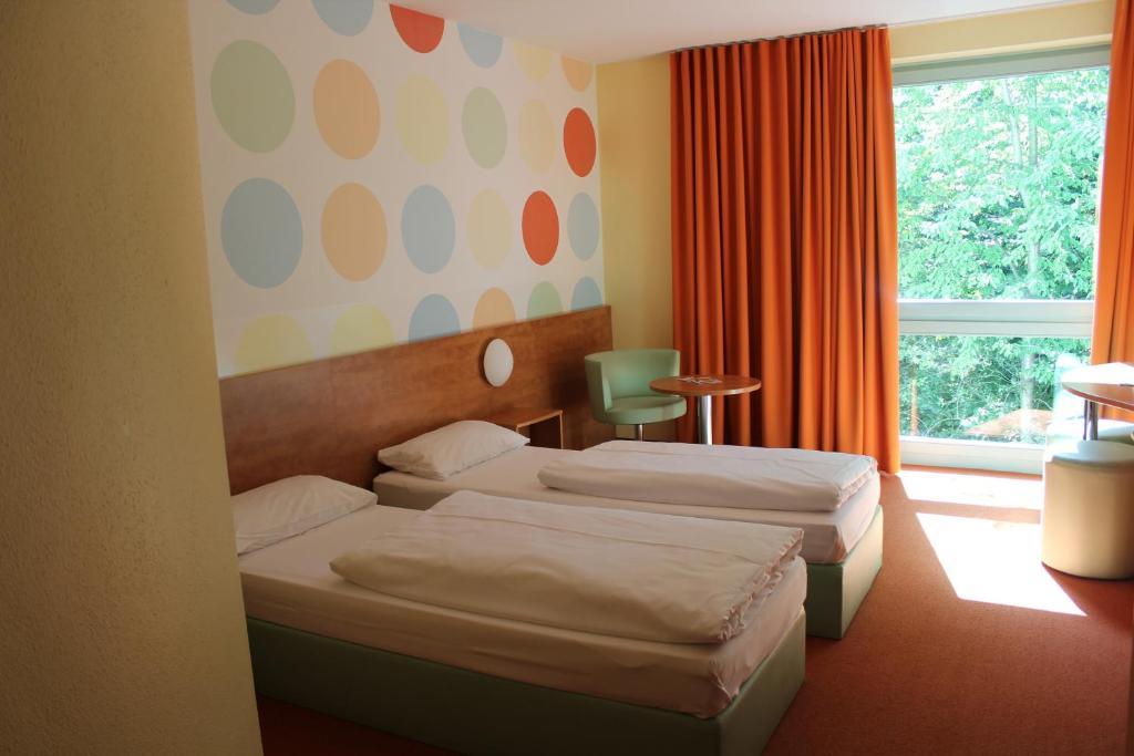 Hotel Holledau Geisenhausen Room photo