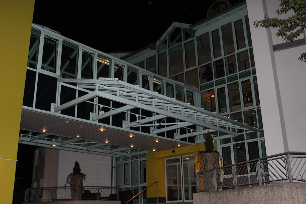 Hotel Holledau Geisenhausen Exterior photo