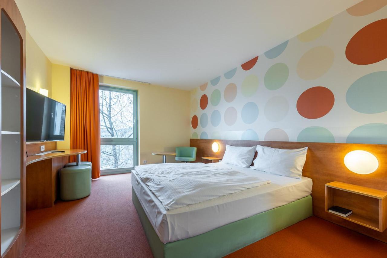 Hotel Holledau Geisenhausen Exterior photo