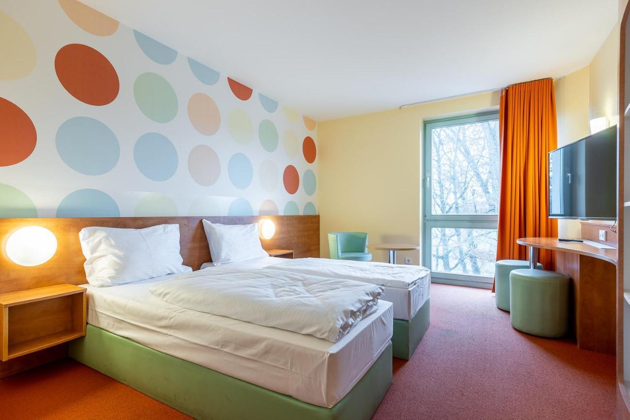 Hotel Holledau Geisenhausen Exterior photo
